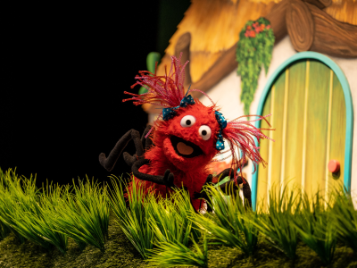 Happy Puppet