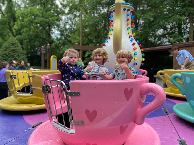 girl running to tuft